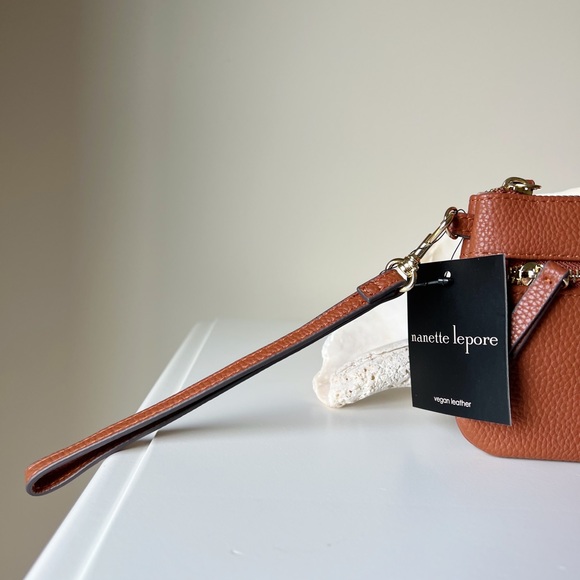 NWT Nanette Lepore Molie Tech Wristlet in Whiskey Vegan Leather - Picture 2 of 6